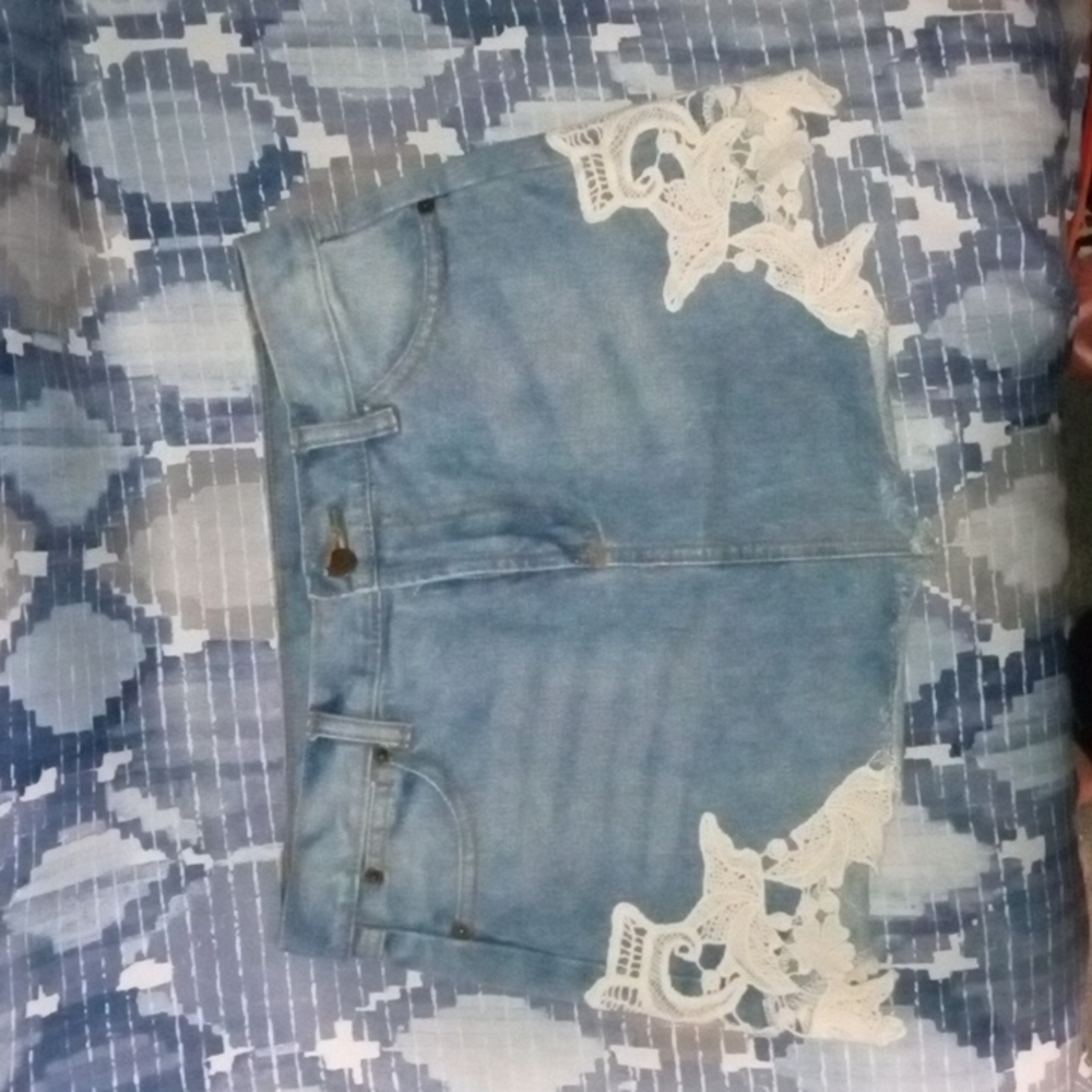 Ellison Ellison Ellison - Jean Mini Skirt - Lace Trim - Size M